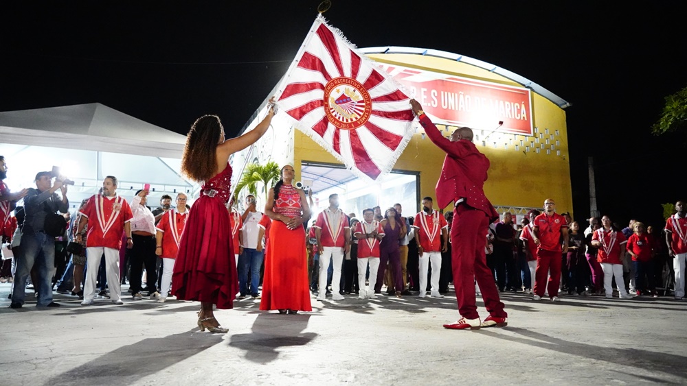 Dez sambas seguem na disputa de samba-enredo da União de Maricá