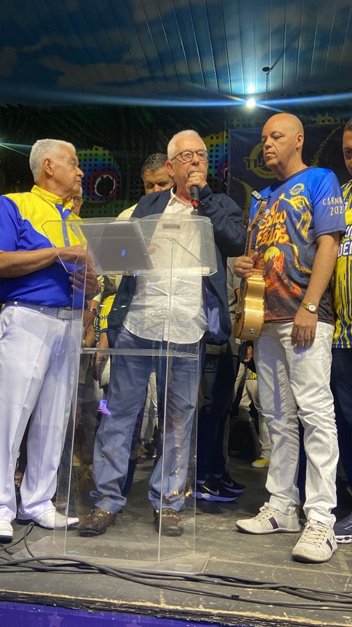 Fado vira samba e parceria de Julio Alves é a bicampeã na Unidos da Tijuca