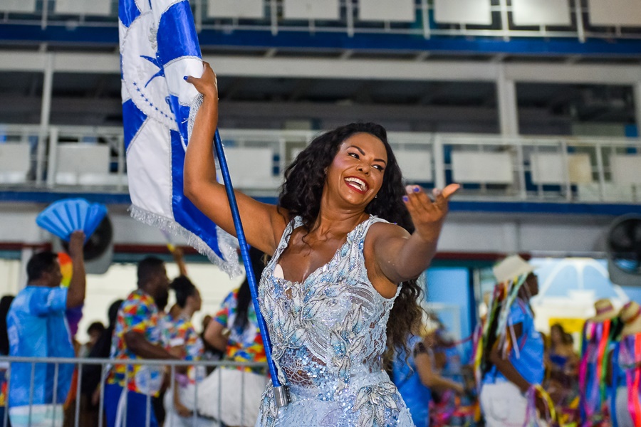 Beija-Flor realiza mais um ensaio rumo ao Carnaval